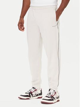 Armani Exchange Sportinės kelnės · Écru · Regular Fit