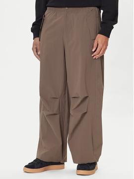 adidas Medžiaginės kelnės · Ruda · Relaxed Fit