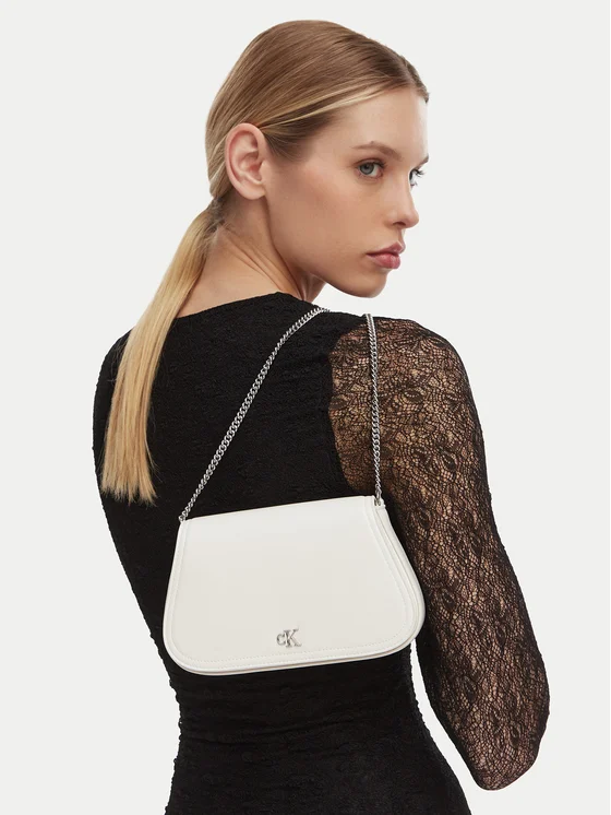 Calvin Klein Rankinė Calvin Klein Ck Curved Wallet On Chain LV04F1153G Balta