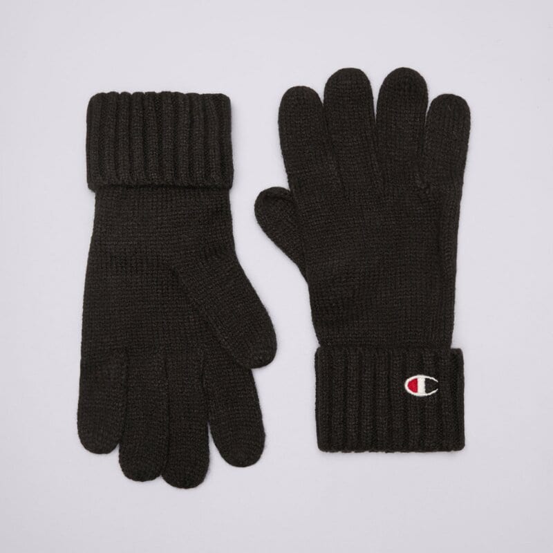 CHAMPION PIRŠTINĖS