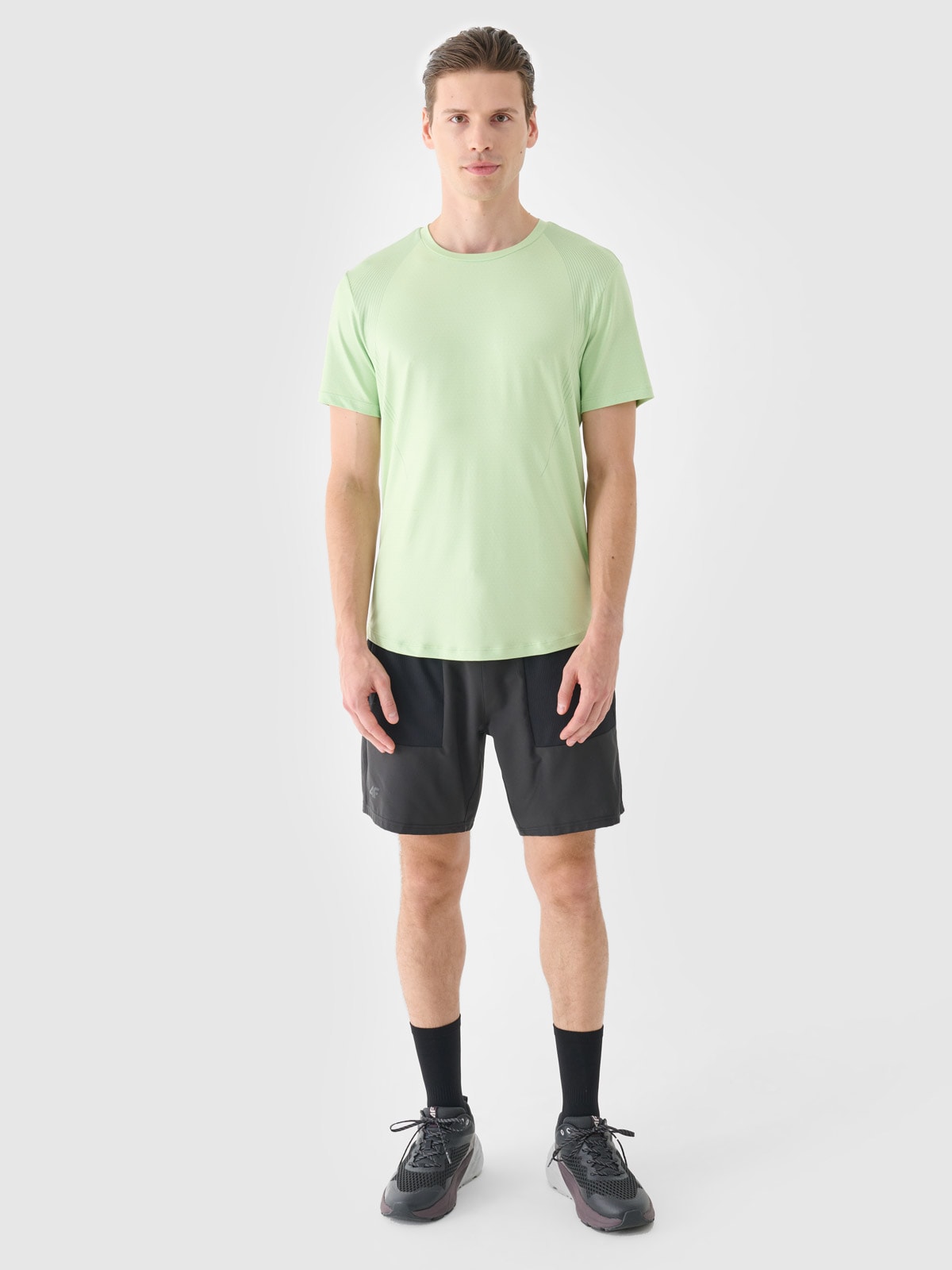 Vyriški regular greitai džiūstantys treniruočių šortai - pilki