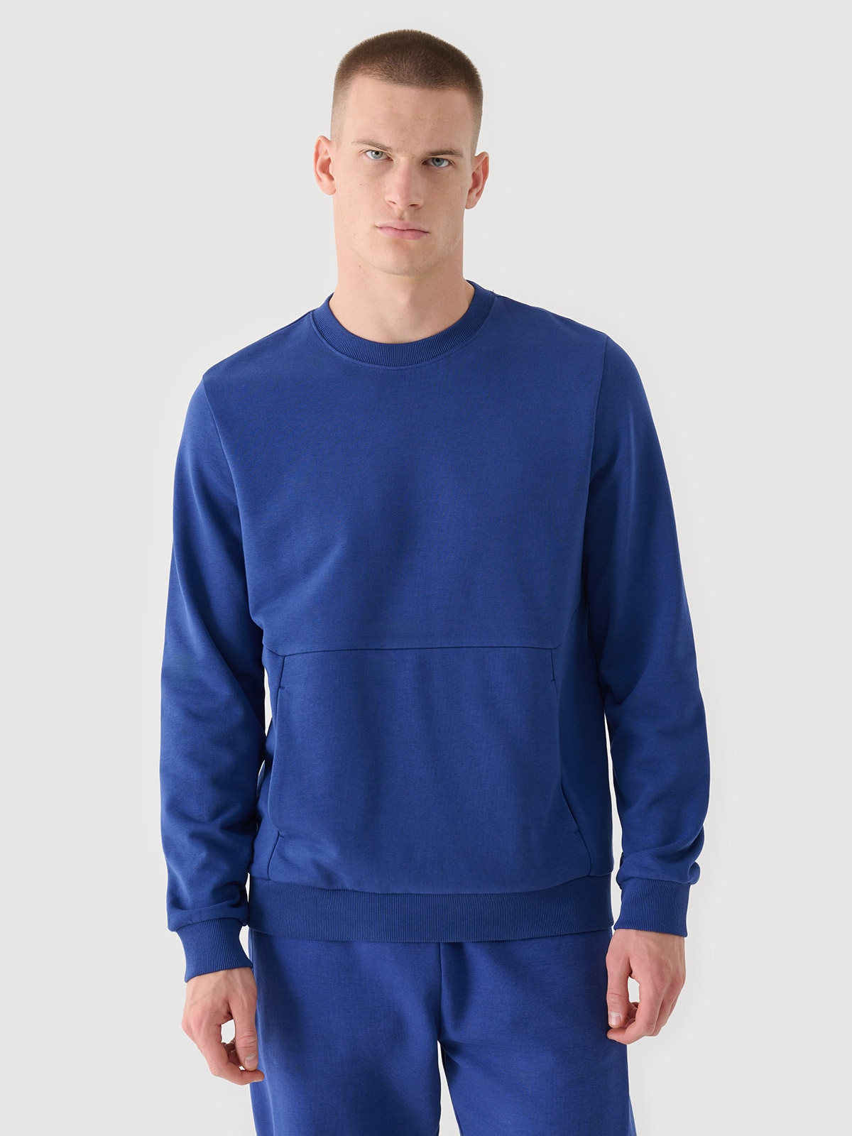 Vyriškas sportinis neatsegamas džemperis be gobtuvo - tamsiai mėlynas