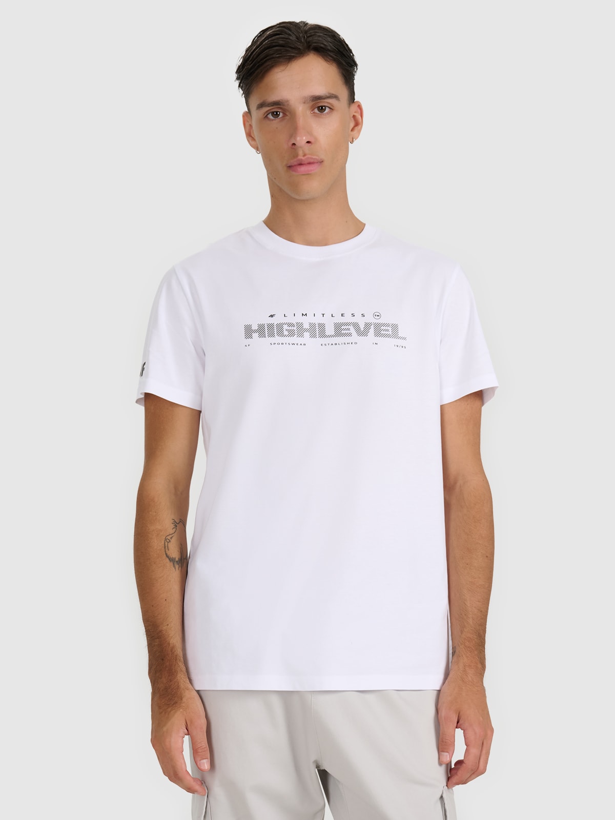 Vyriški T-shirt regular marškinėliai su spauda - balti