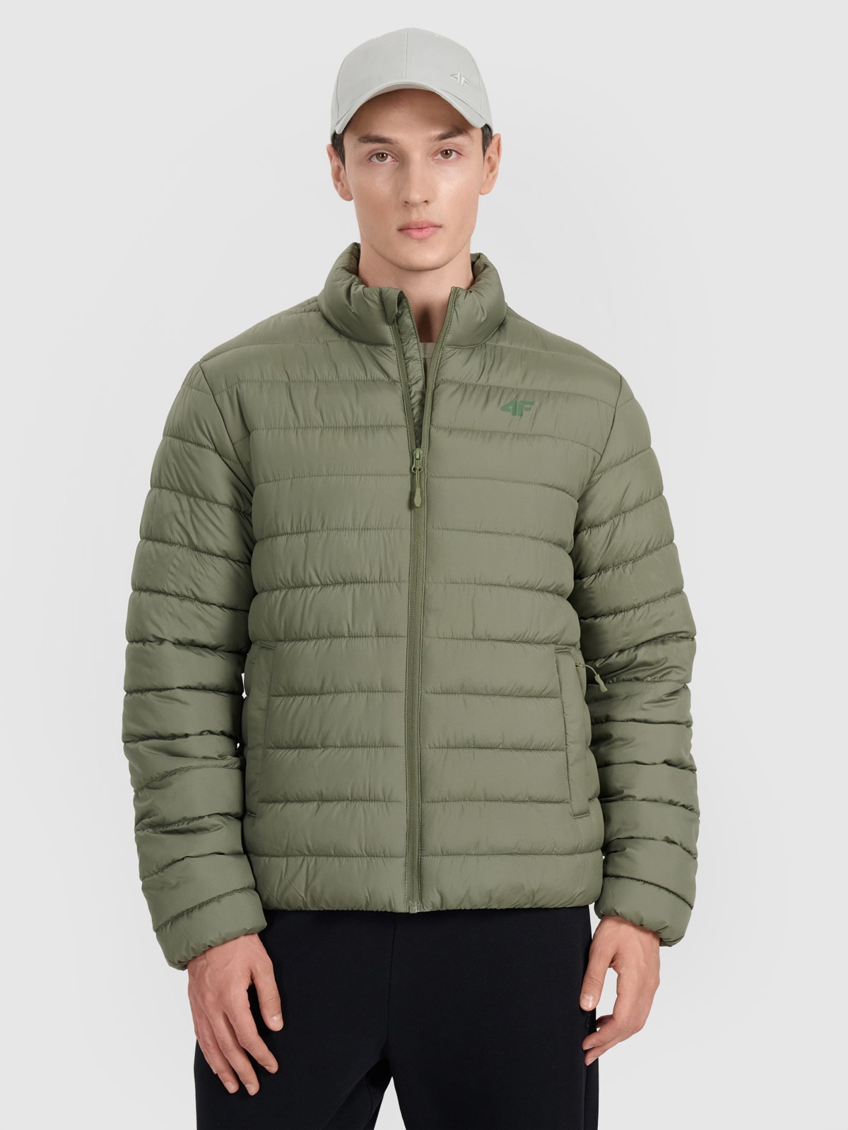 Vyriška striukė su sintetiniu kamšalu - khaki spalvos