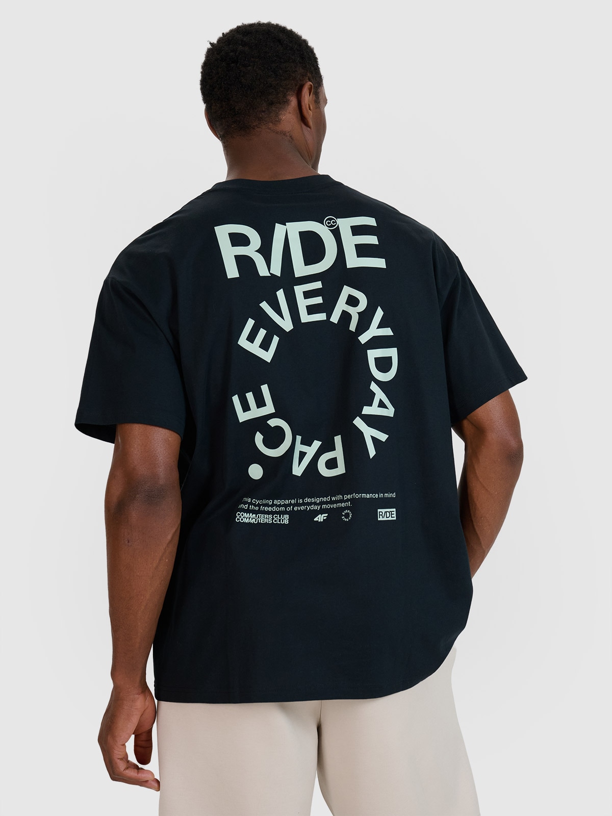 Vyriški T-shirt oversize marškinėliai su grafika - juodi