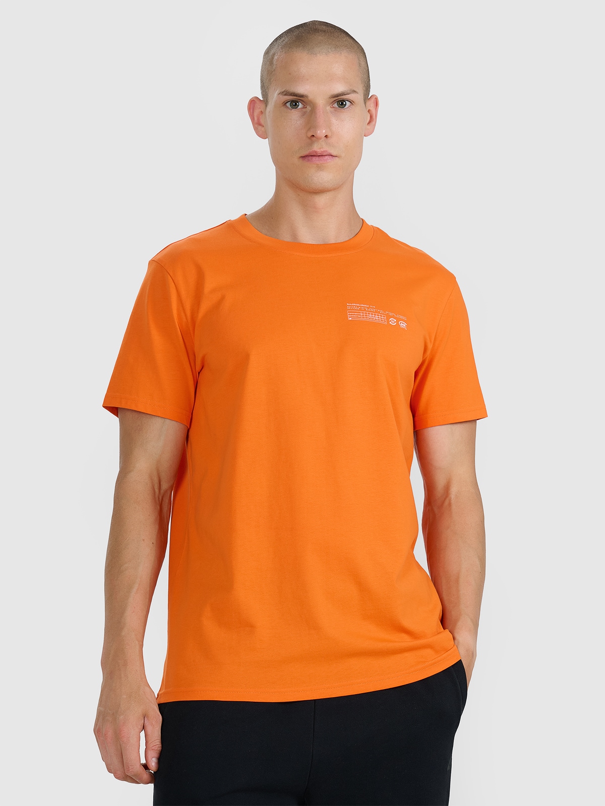 Vyriški T-shirt regular marškinėliai su grafika - oranžiniai