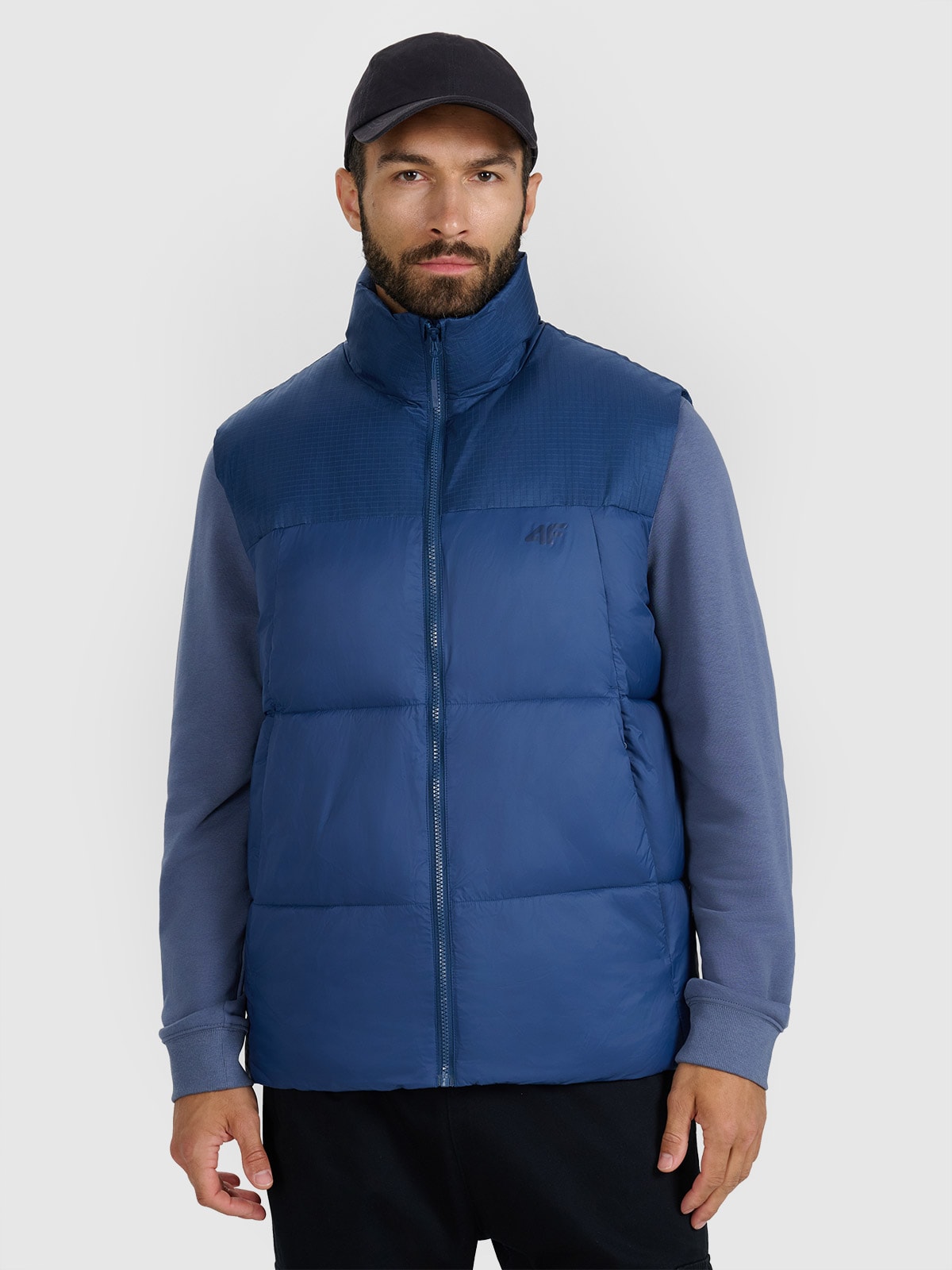 Vyriška pūkinė berankovė striukė su sintetiniu kamšalu - tamsiai mėlyna