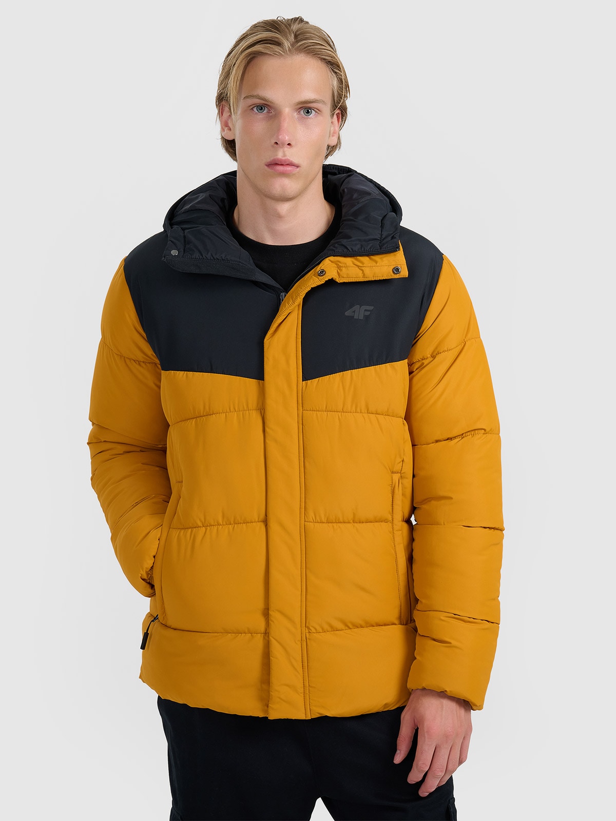 Vyriška striukė su sintetiniu pūkų kamšalu - geltona