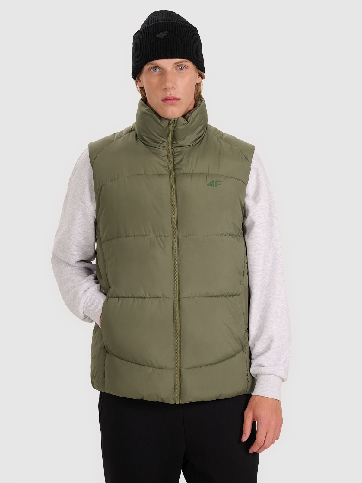 Vyriška berankovė striukė su sintetinių pūkų kamšalu - khaki spalvos