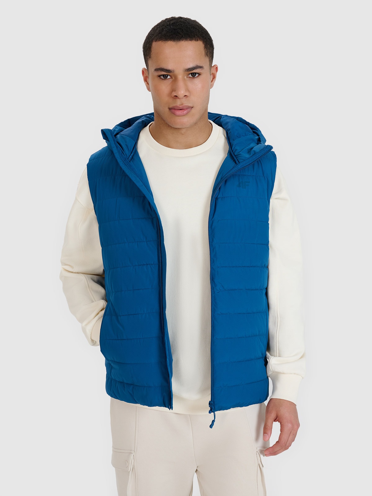 Vyriška pūkinė berankovė striukė su sintetinių pūkų kamšalu - turkio spalvos