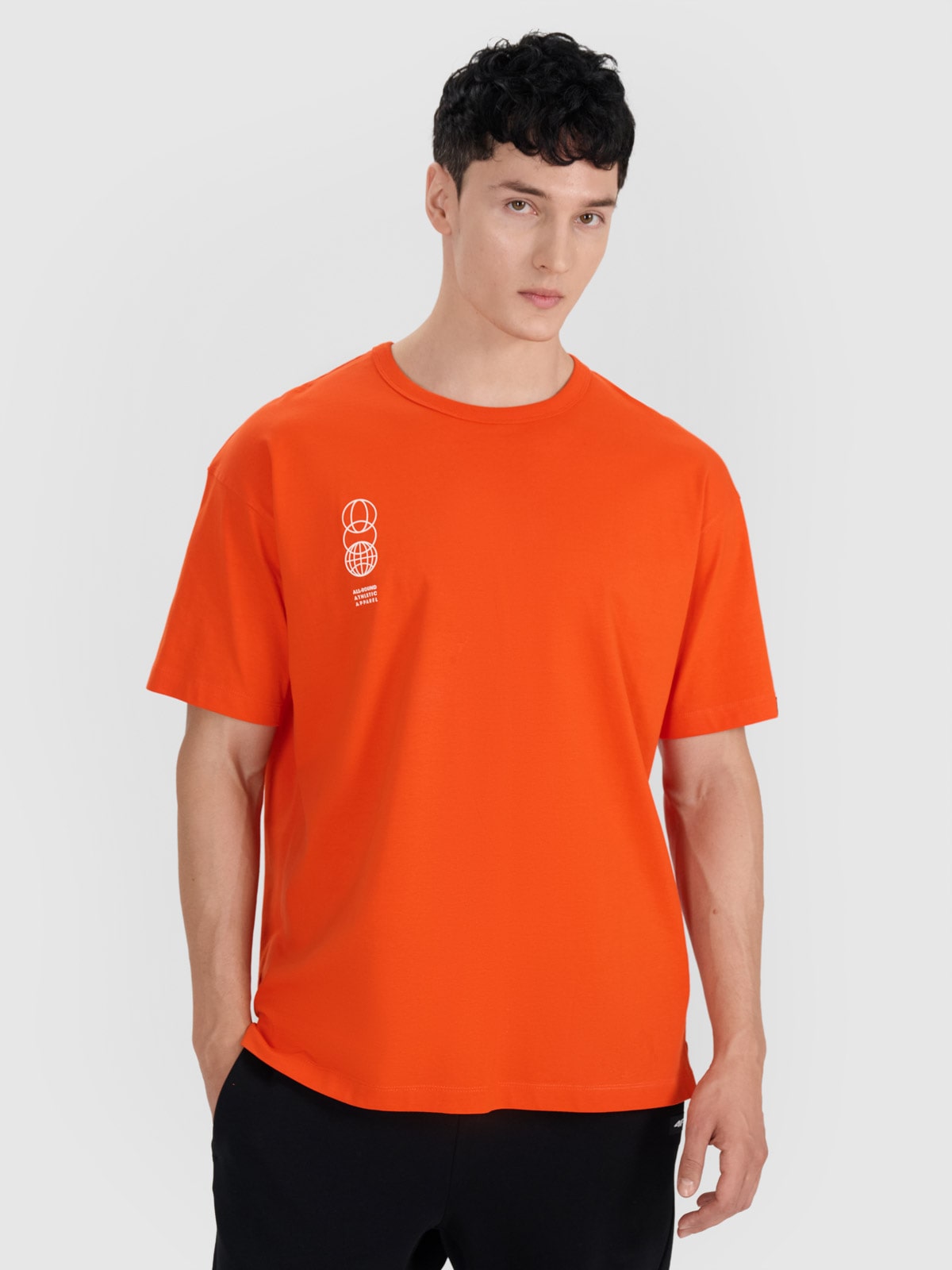 Vyriški T-shirt oversize marškinėliai su spauda - oranžiniai