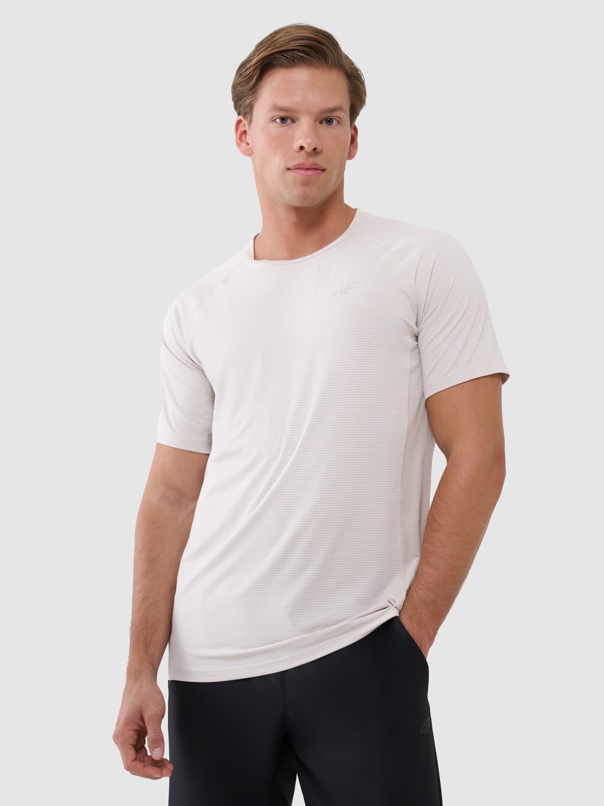 Vyriški greitai džiūstantys treniruočių marškinėliai - smėlio spalvos