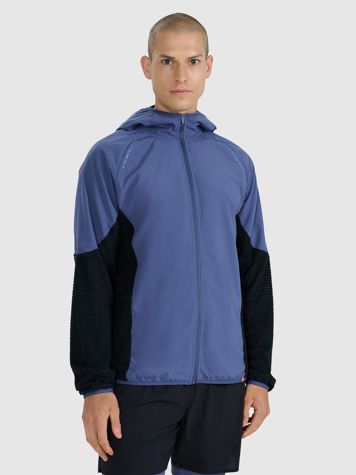 Vyriškas bėgimo teritorijoje PrimaLoft Active džemperis - tamsiai mėlynas