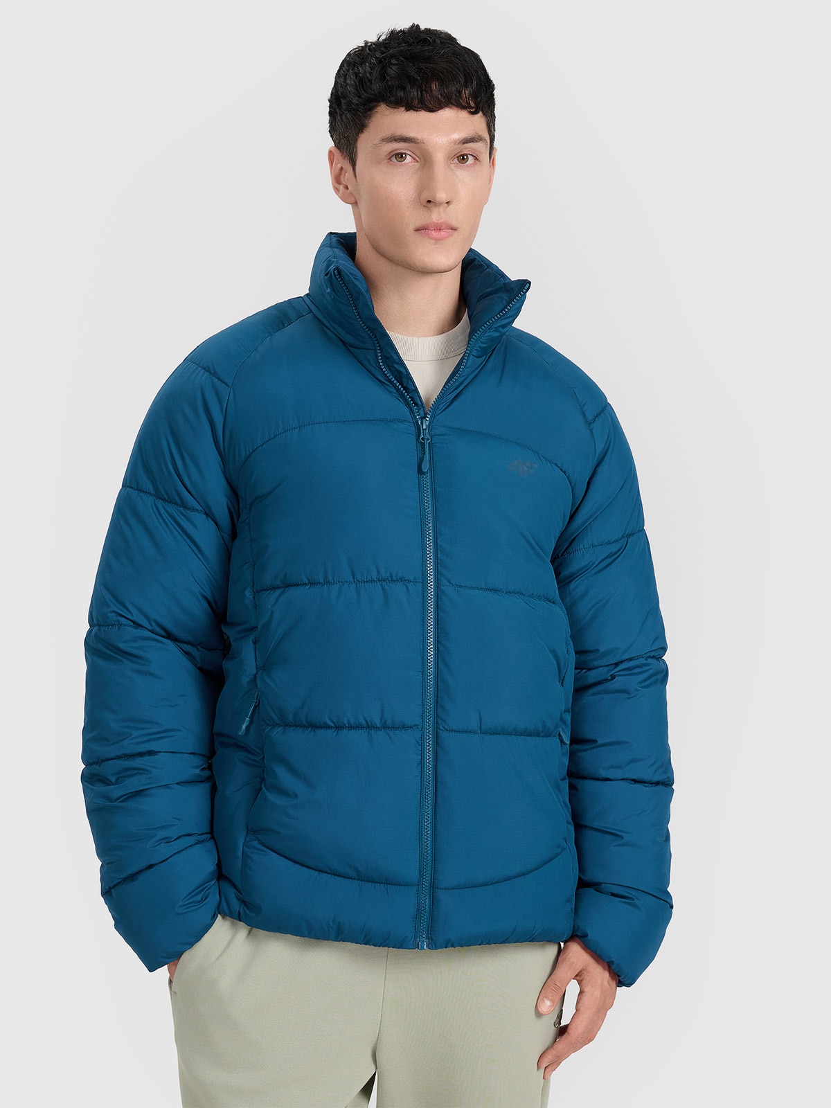 Vyriška striukė su sintetiniu kamšalu - tamsiai mėlyna