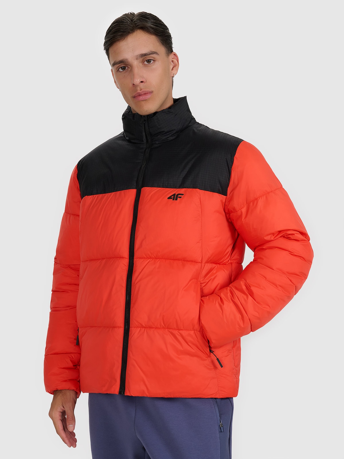 Vyriška striukė su sintetiniu kamšalu - raudona