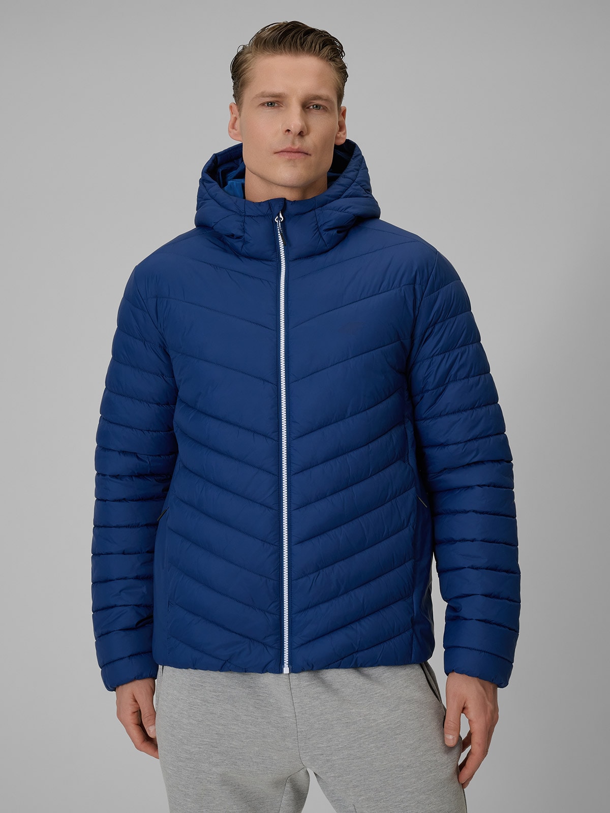 Vyriška striukė su sintetiniu kamšalu - tamsiai mėlyna