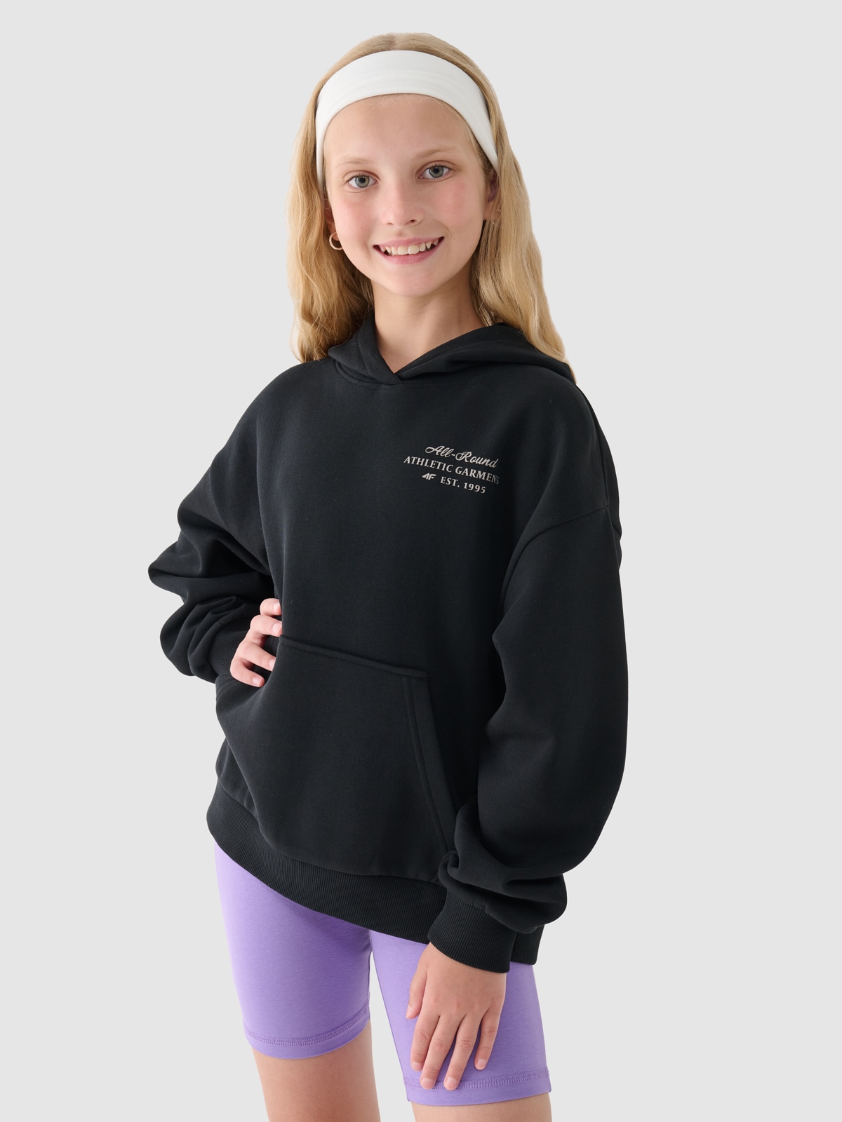 Sportinis neatsegamas, džemperis su gobtuvu mergaitėms - juodas