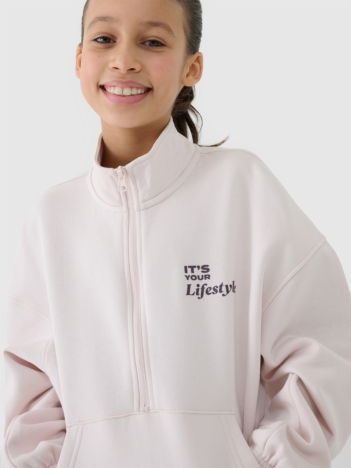 Sportinis neatsegamas džemperis be gobtuvo mergaitėms - baltas