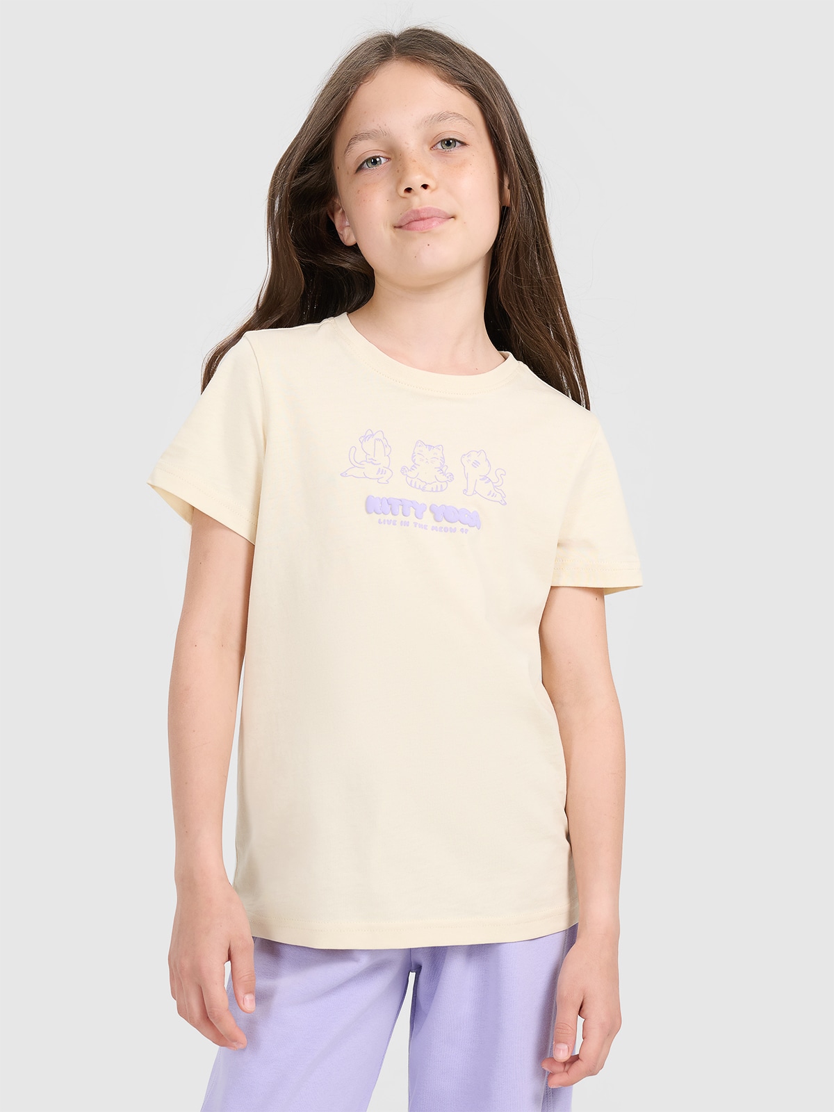 Moteriški T-shirt regular marškinėliai su spauda - geltoni