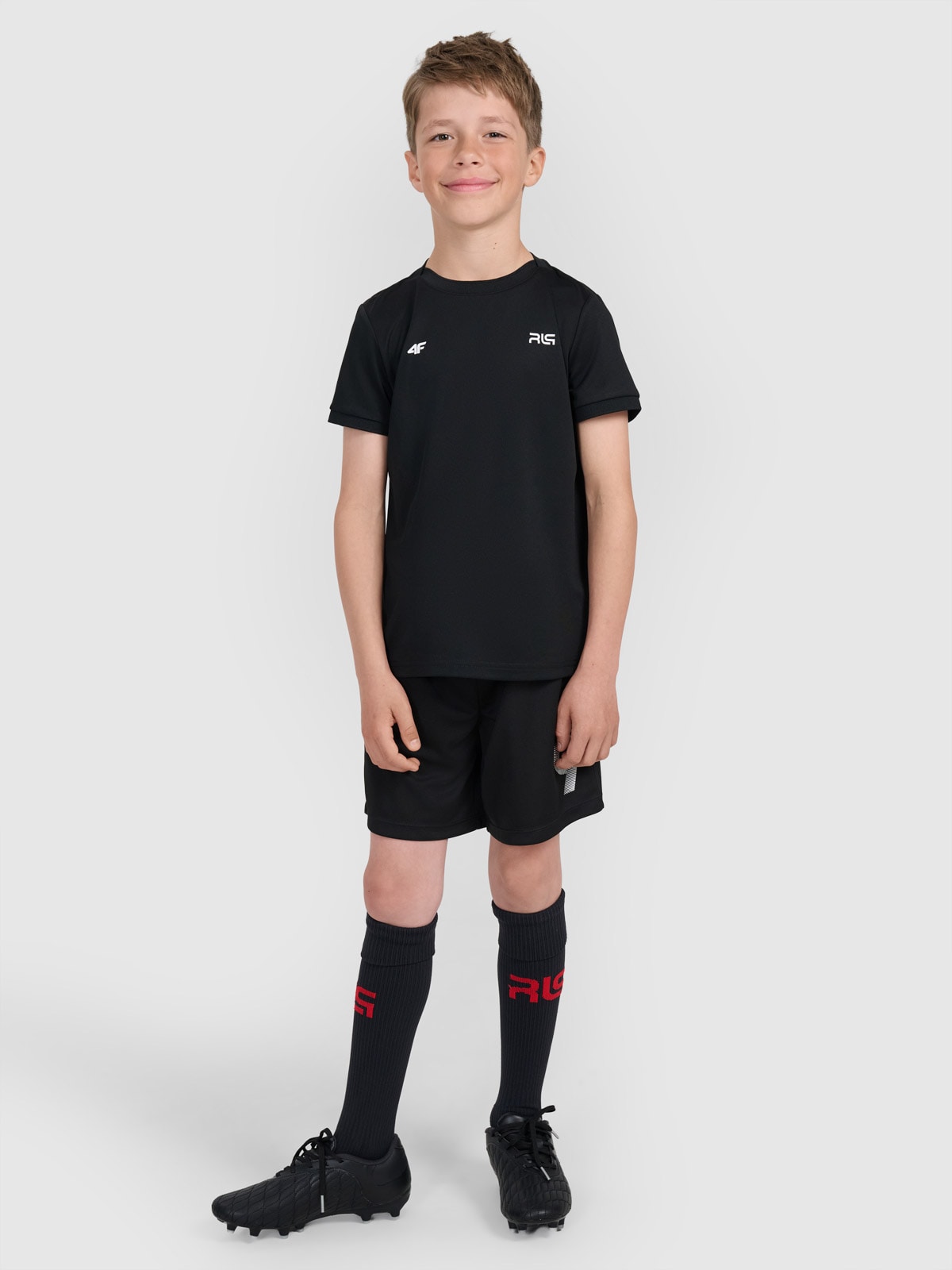 Vaikiški sportiniai šortai 4F JUNIOR x Robert Lewandowski - juodi