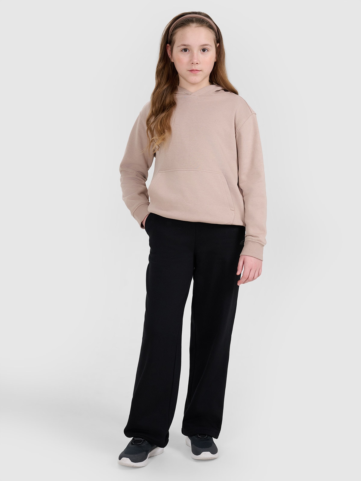 Sportinės kelnės su plačiomis klešnėmis mergaitėms - juodos