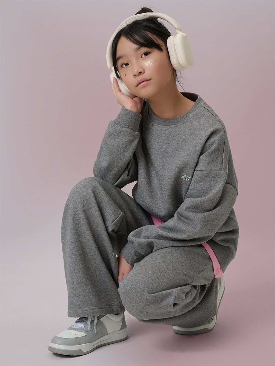 Sportinis loose džemperis be gobtuvo mergaitėms - pilkas