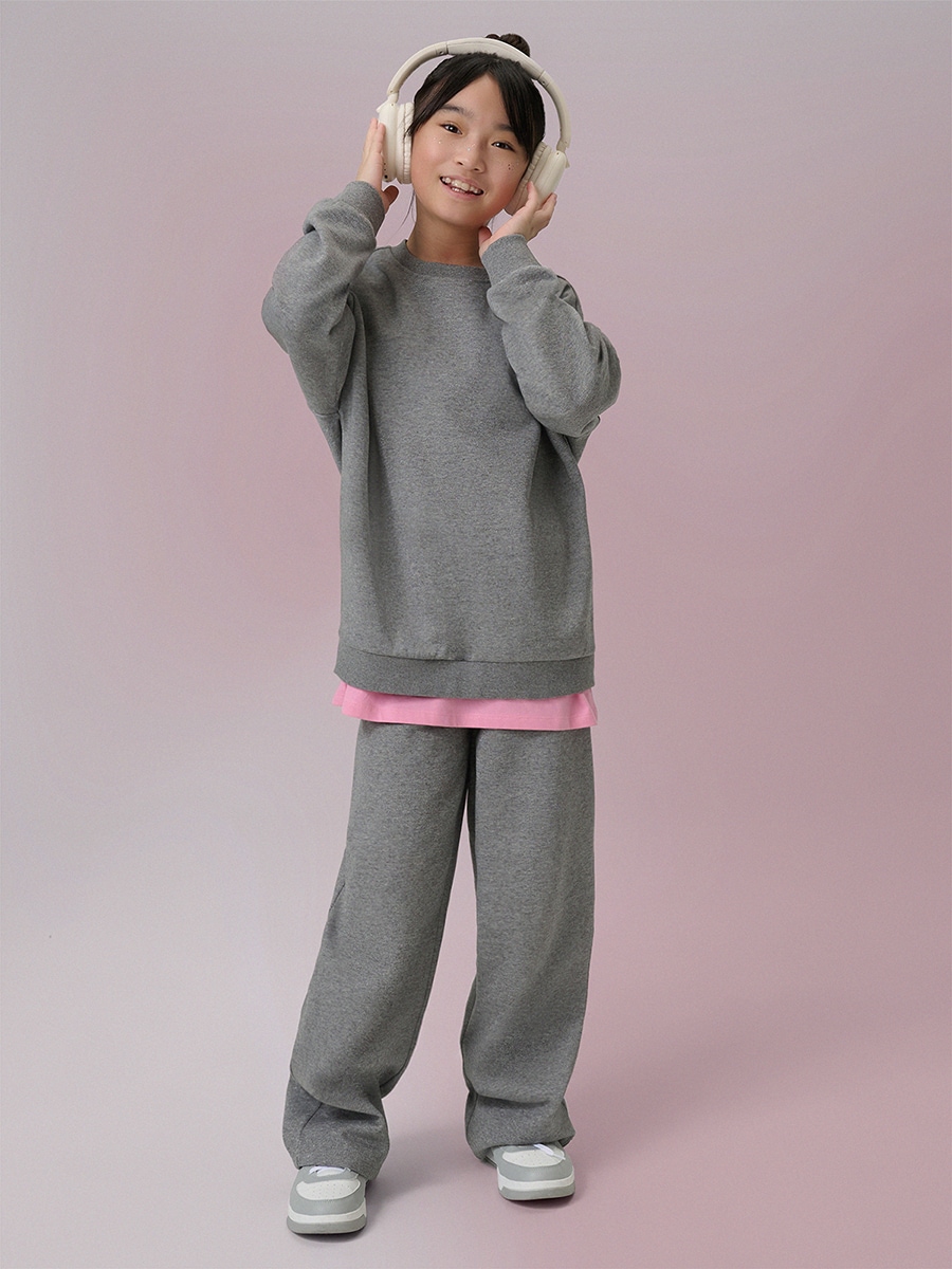 Sportinės kelnės su plačiomis klešnėmis mergaitėms - pilkos