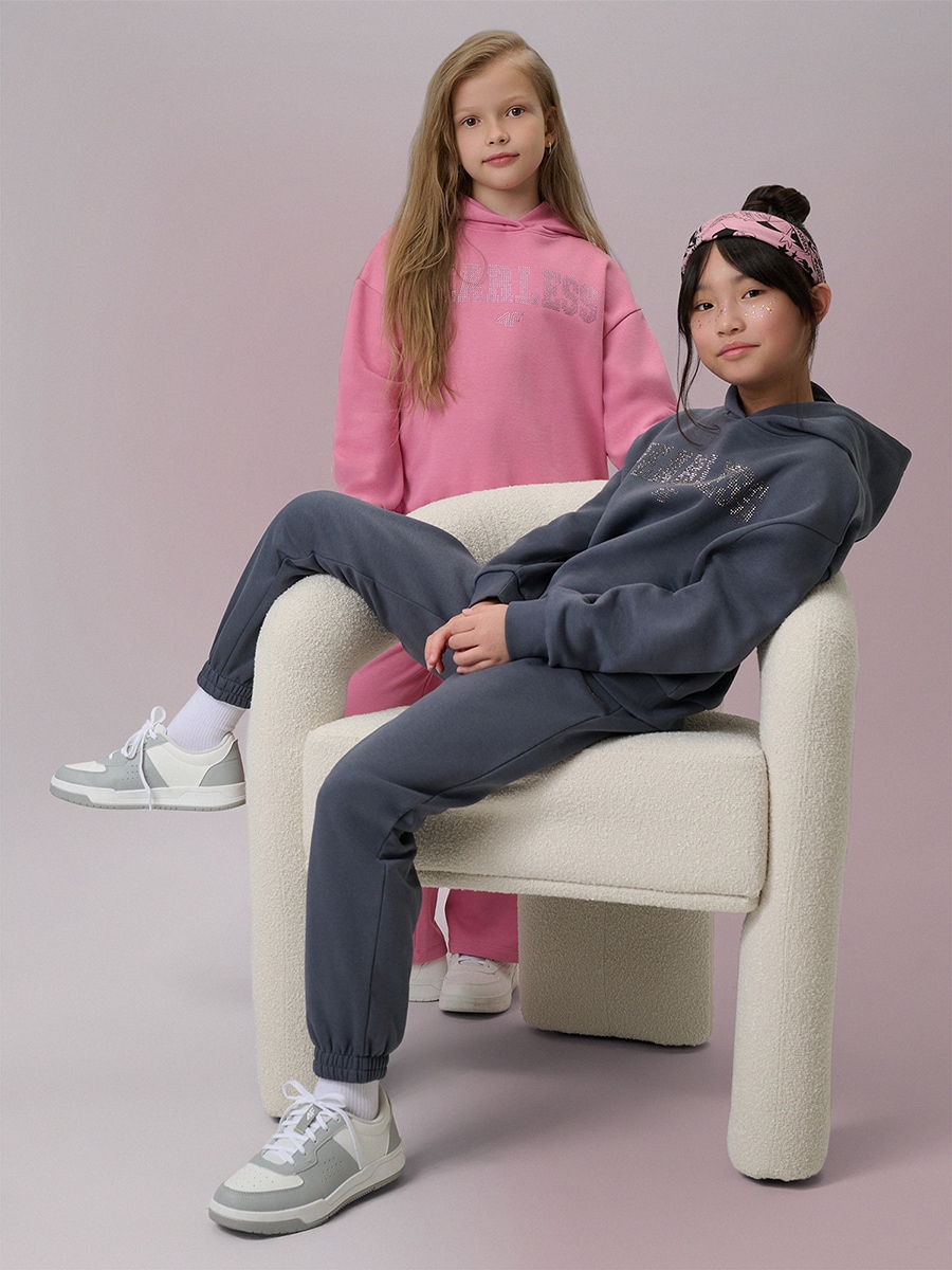 Moteriškas sportinis loose džemperis su gobtuvu - pilkas