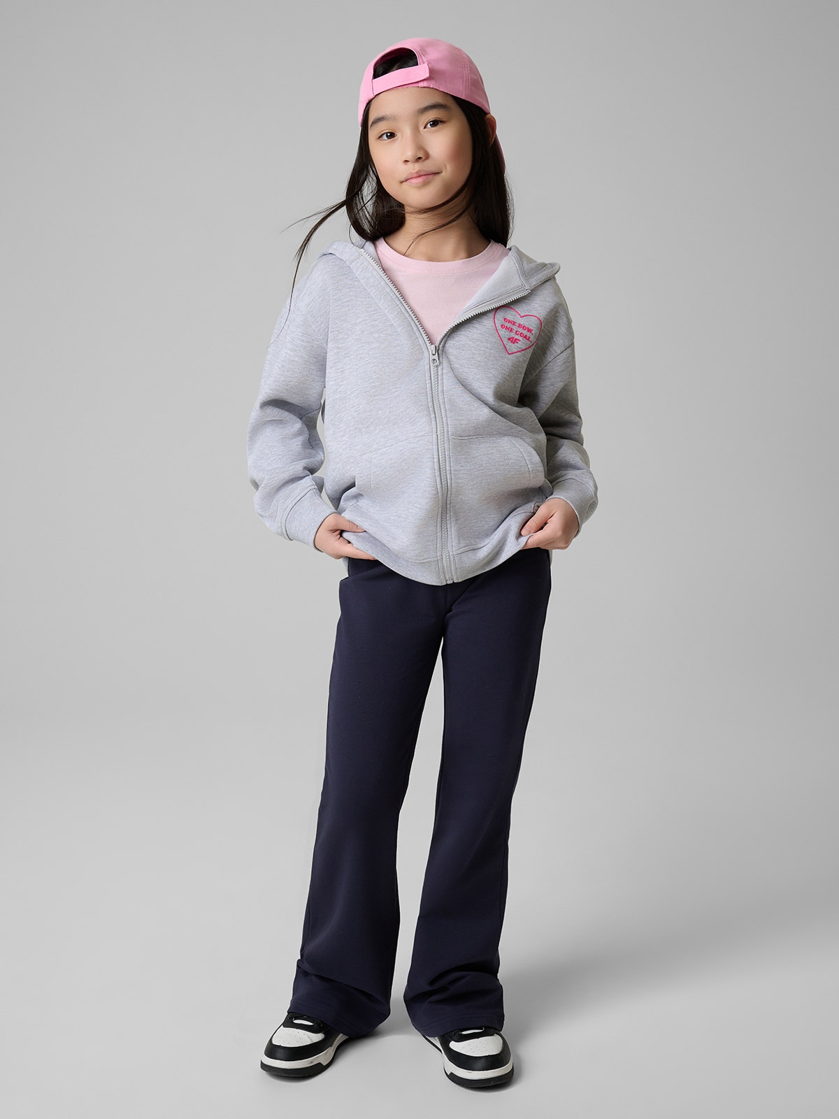 Sportinis loose džemperis su gobtuvu mergaitėms - pilkas