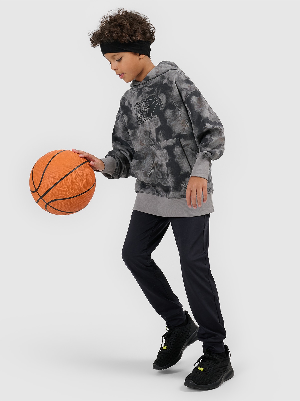 Sportinis loose džemperis su gobtuvu berniukams - pilkas