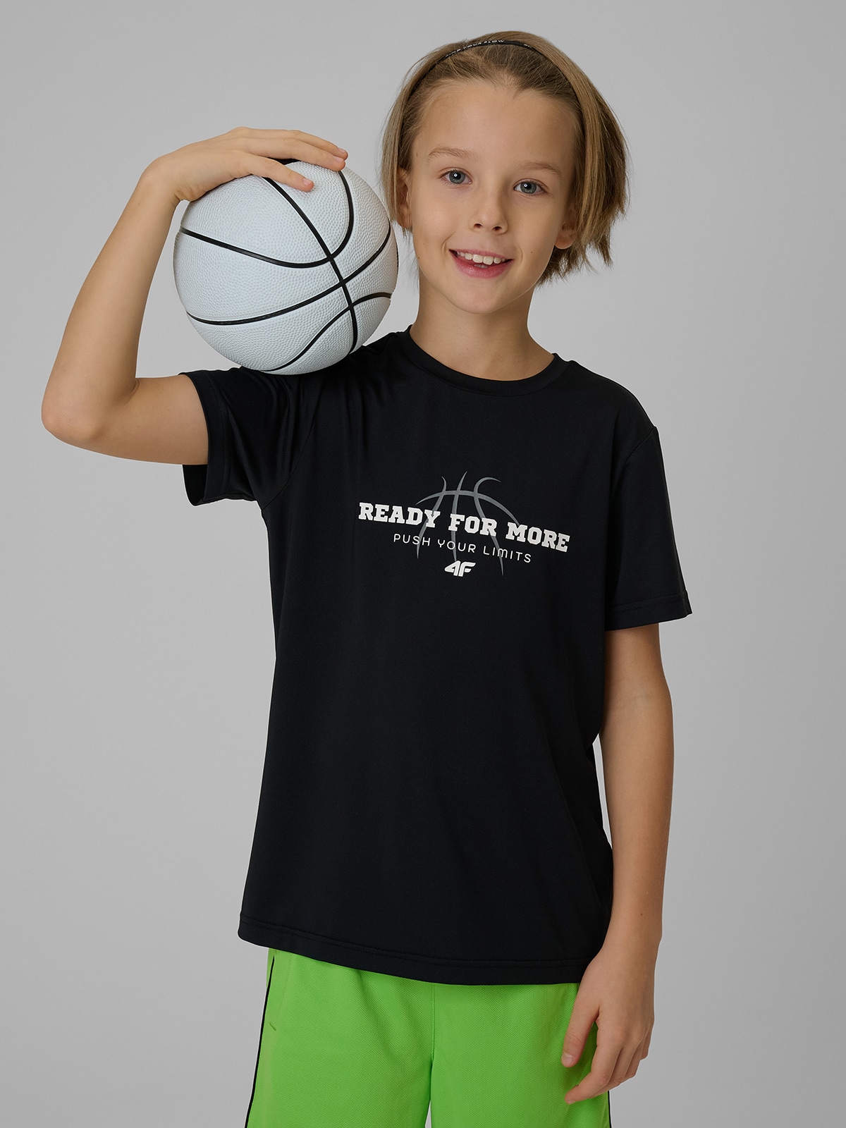Sportiniai greitai džiūstantys marškinėliai berniukams - juodi