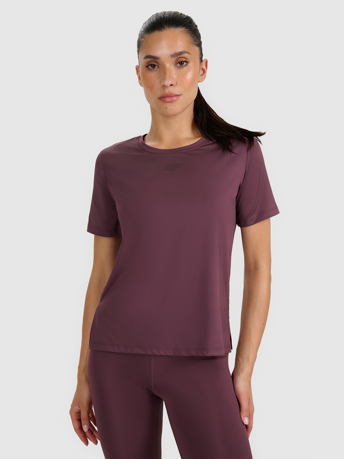 Moteriški regular greitai džiūstantys treniruočių marškinėliai - rudi