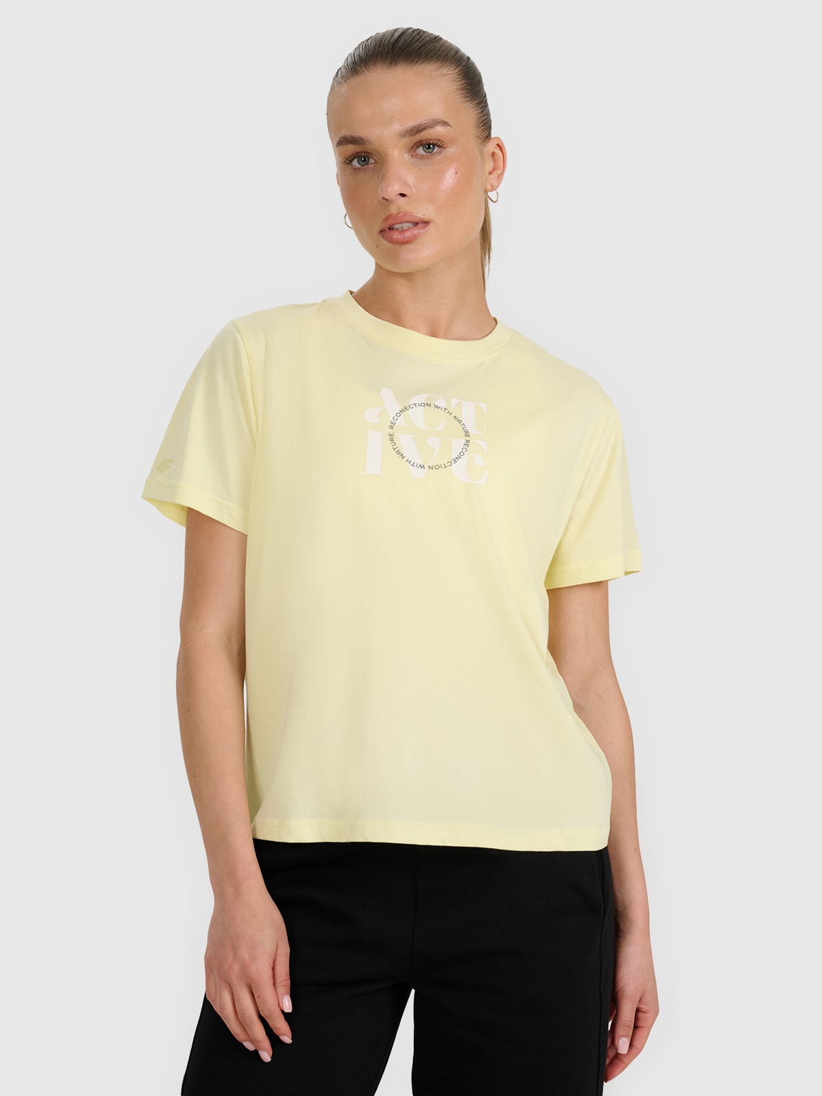 Moteriški T-shirt marškinėliai su spauda - geltoni