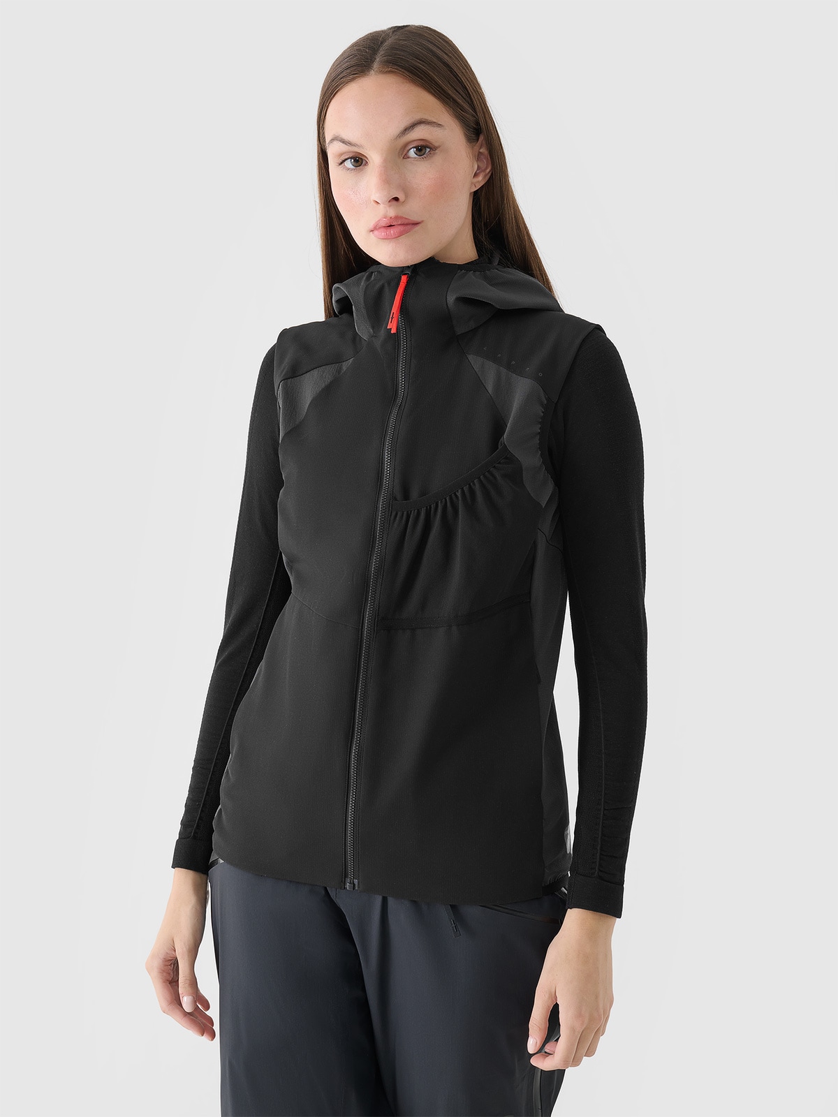 Moteriška Primaloft Active žygio berankovė striukė - juoda