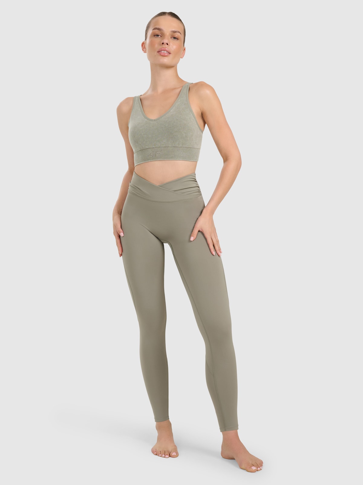 Moteriškos greitai džiūstančios tamprės jogai ir pilatesui - žalios