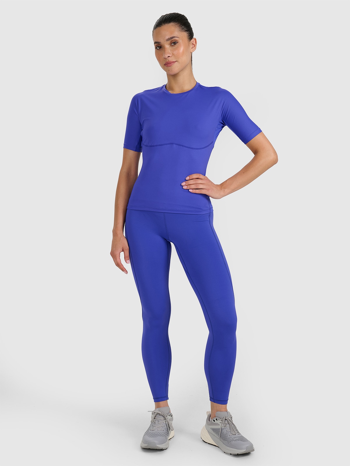 Moteriškos greitai džiūstančios treniruočių tamprės - tamsiai mėlynos