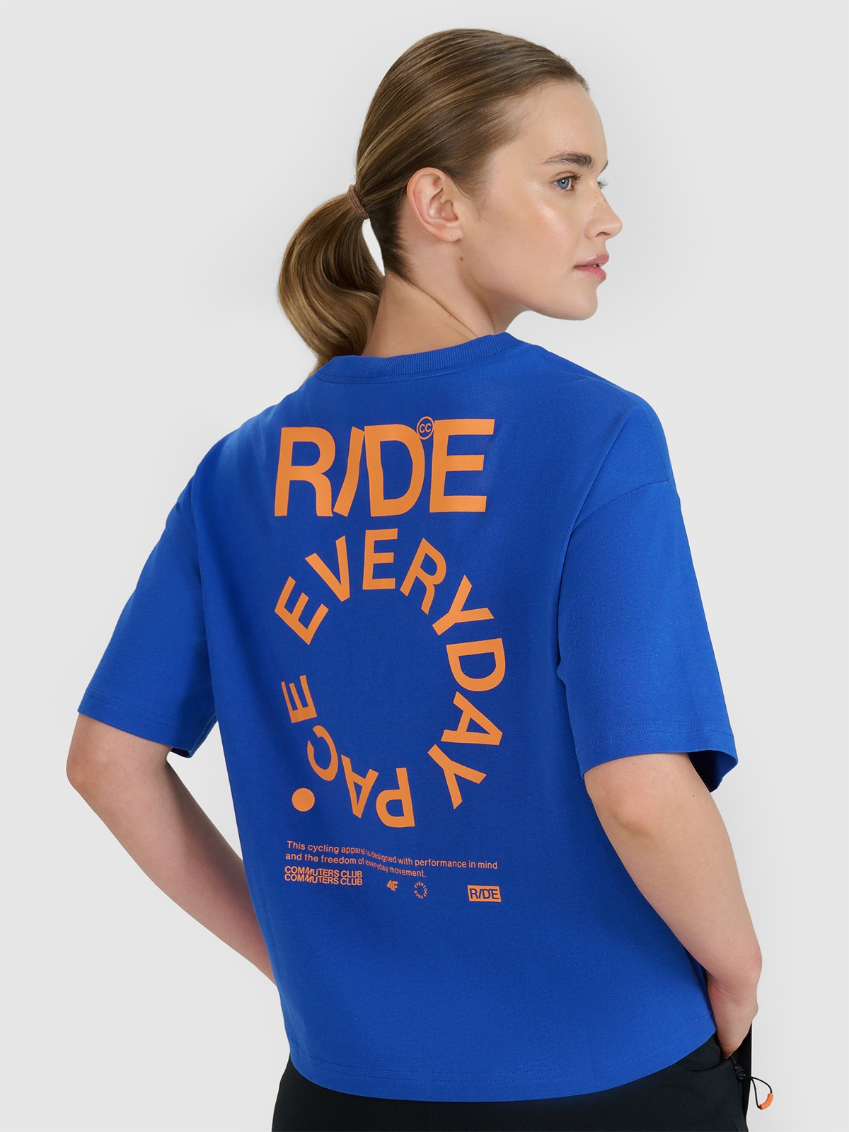 Moteriški T-shirt oversize marškinėliai su grafika - mėlyni