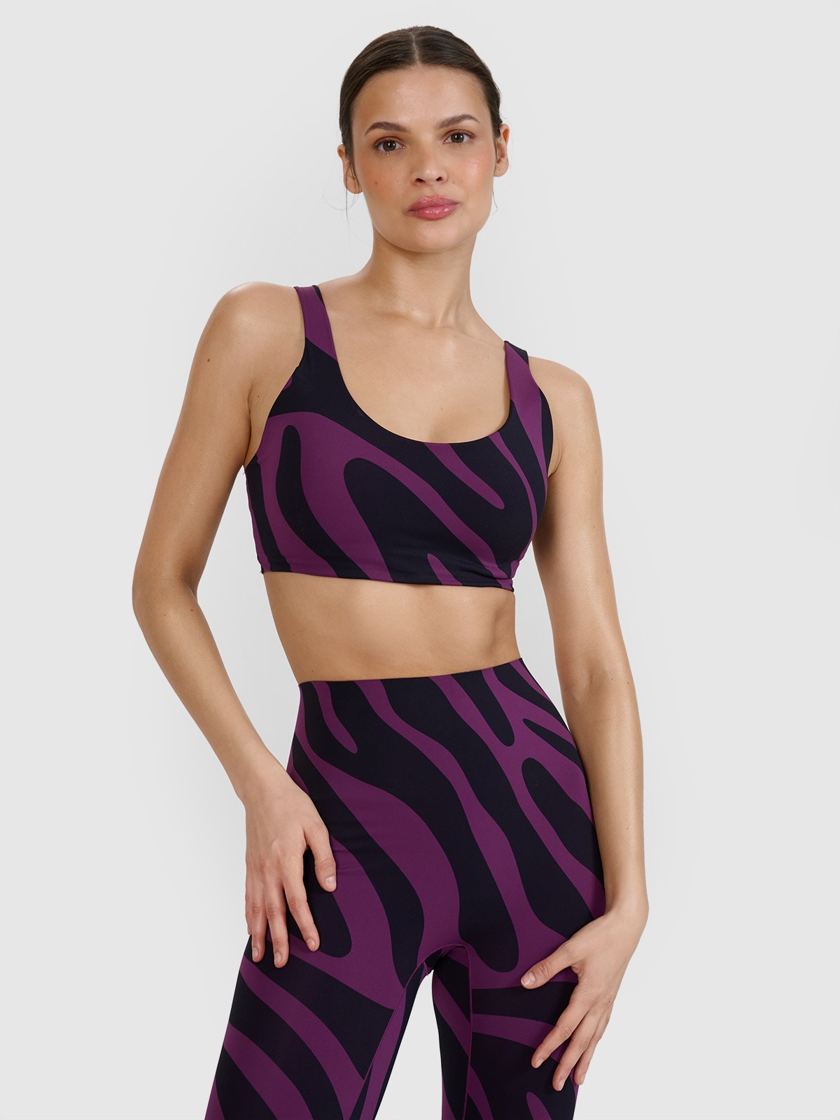 Liemenėlė jogai su vidutine parama - violetinė