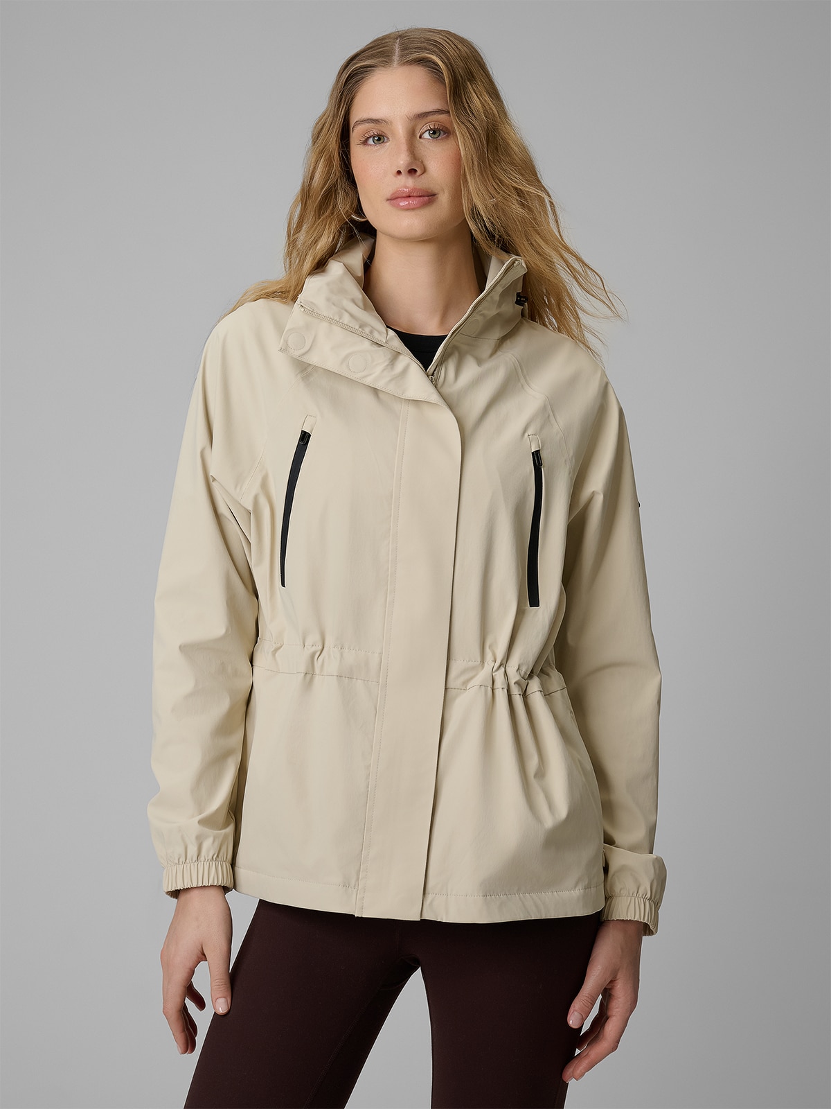 Moteriška pereinamojo sezono parka, membrana 5000 - smėlio