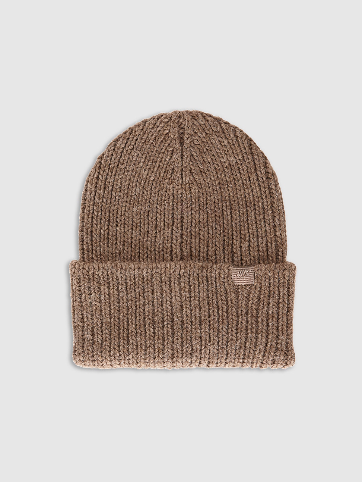 Moteriška žieminė kepurė su vilnos priedu - ruda