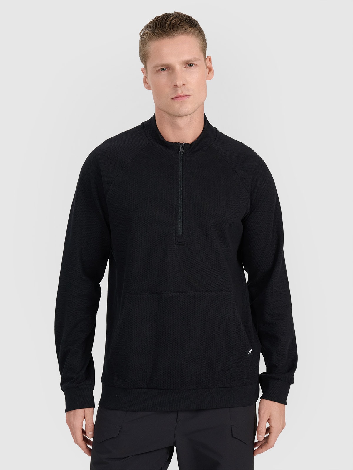 Vyriškas sportinis neatsegamas džemperis be gobtuvo - juodas