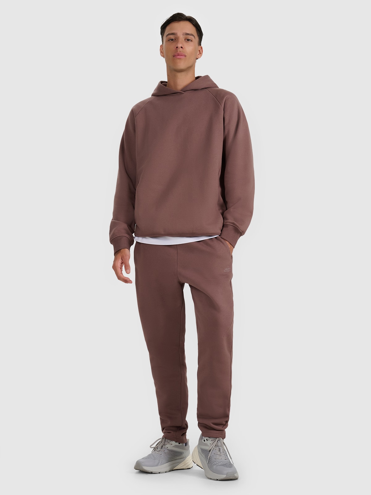 Vyriškos sportinės kelnės - rudos