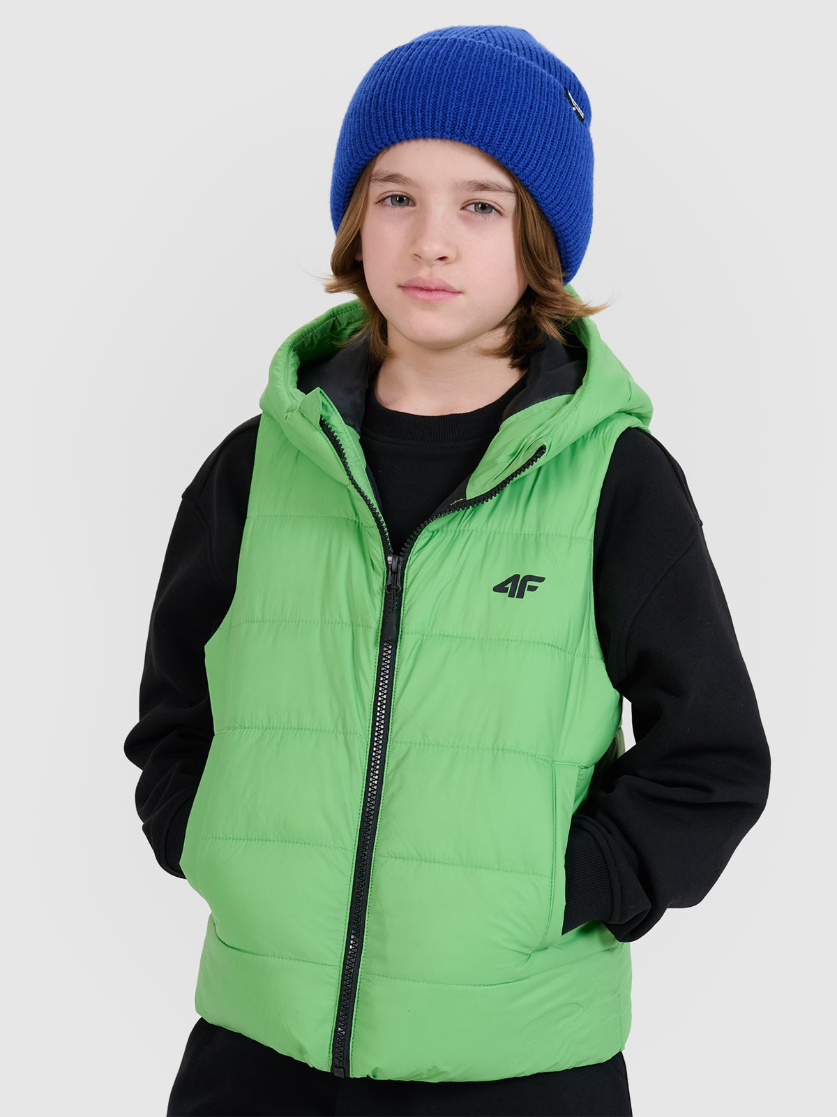 Berankovė striukė su sintetinių pūkų kamšalu berniukams - žalia