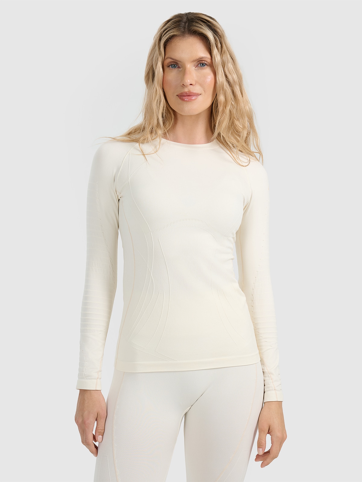 Moteriškas termoaktyvus besiūlis apatinis trikotažas (viršus) - baltas