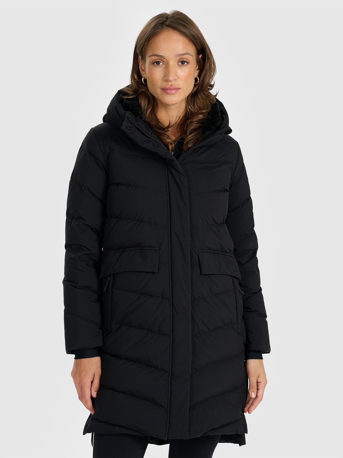 Moteriškas paltas su sintetiniu kamšalu - juodas