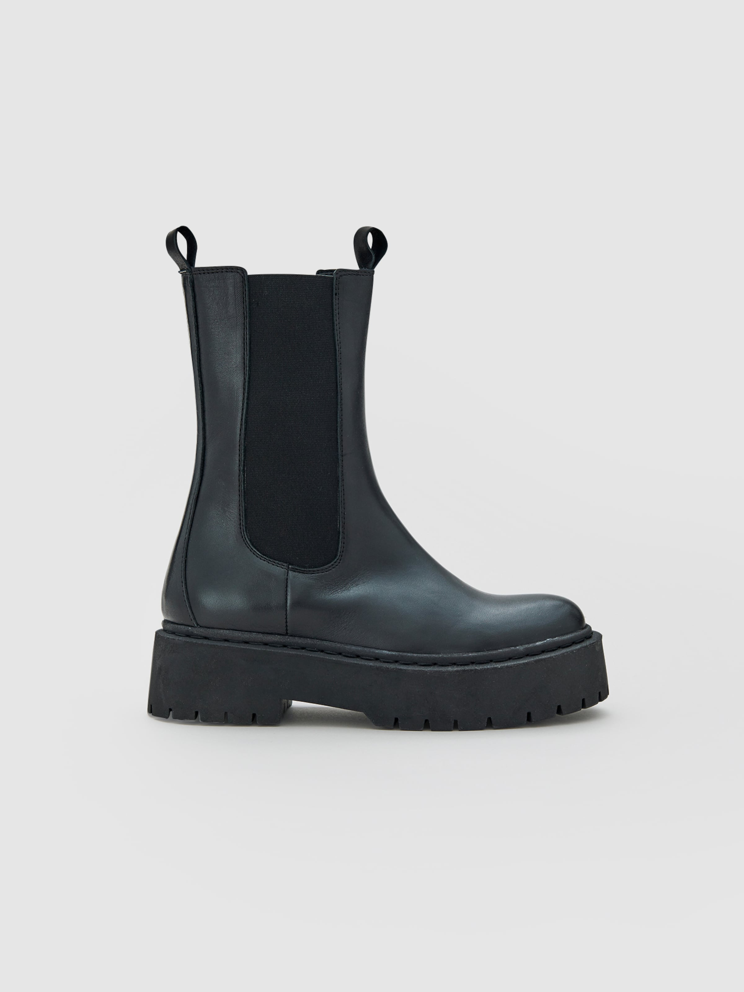 EDITED Aulinukai 'Gudrun'