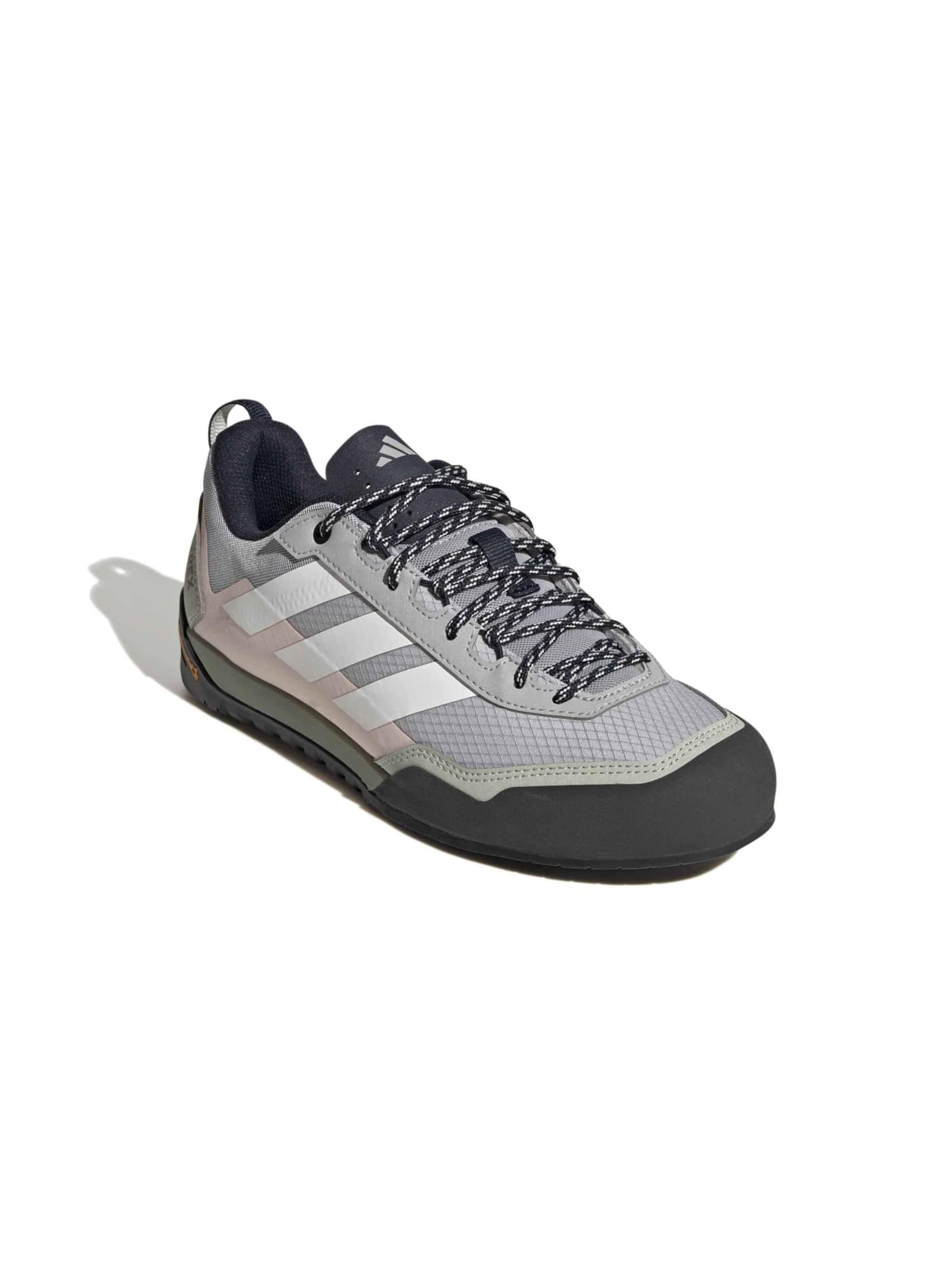 ADIDAS TERREX Pusbačiai 'Skychaser Solo 3'
