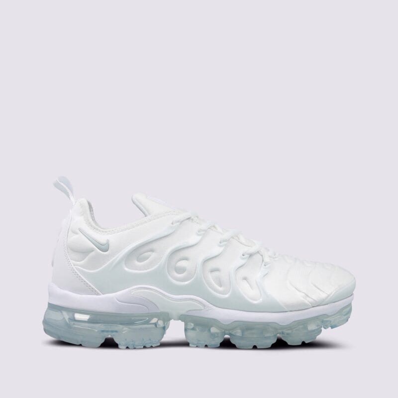 NIKE AIR VAPORMAX PLUS