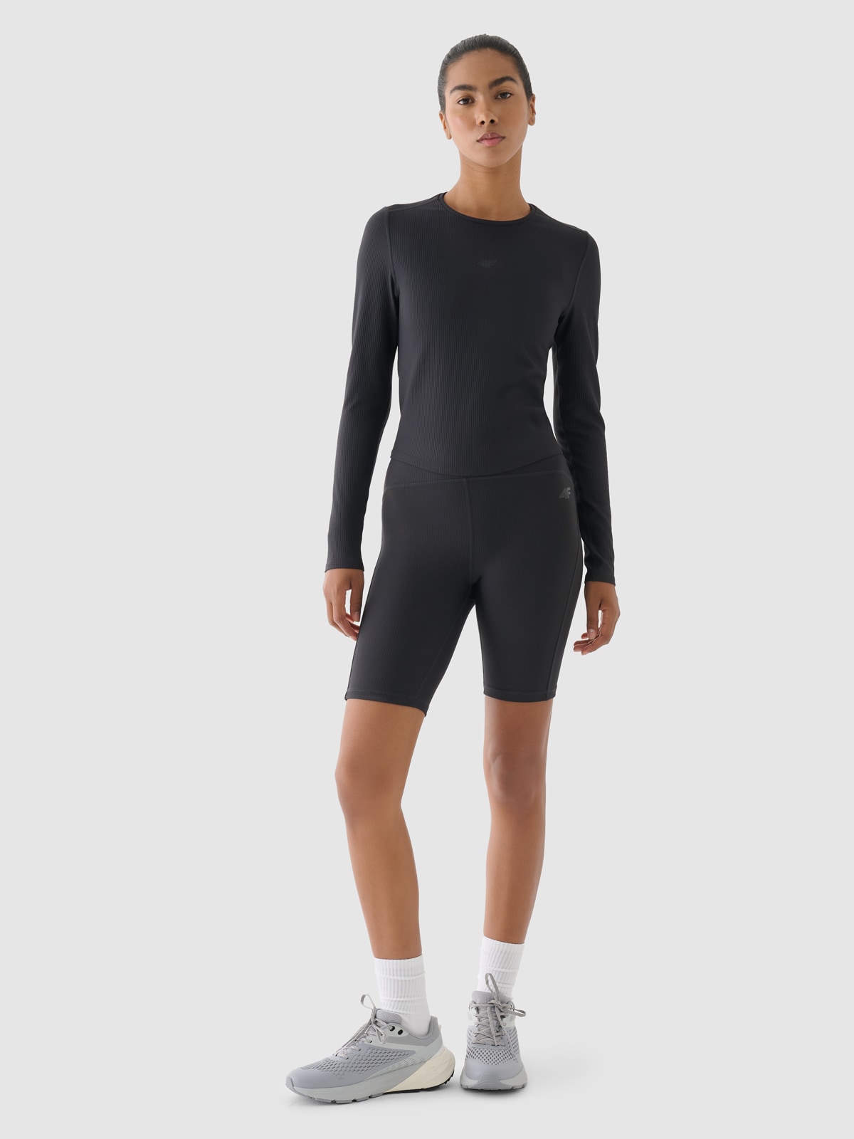 Moteriškos trumpos treniruočių tamprės - pilkos