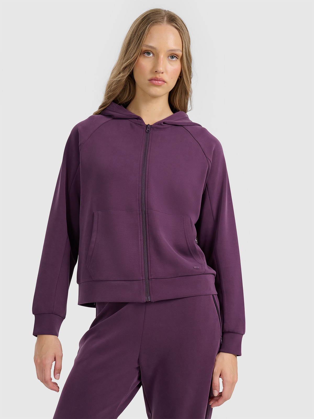 Moteriškas sportinis atsegamas džemperis su modalio priemaiša - violetinis